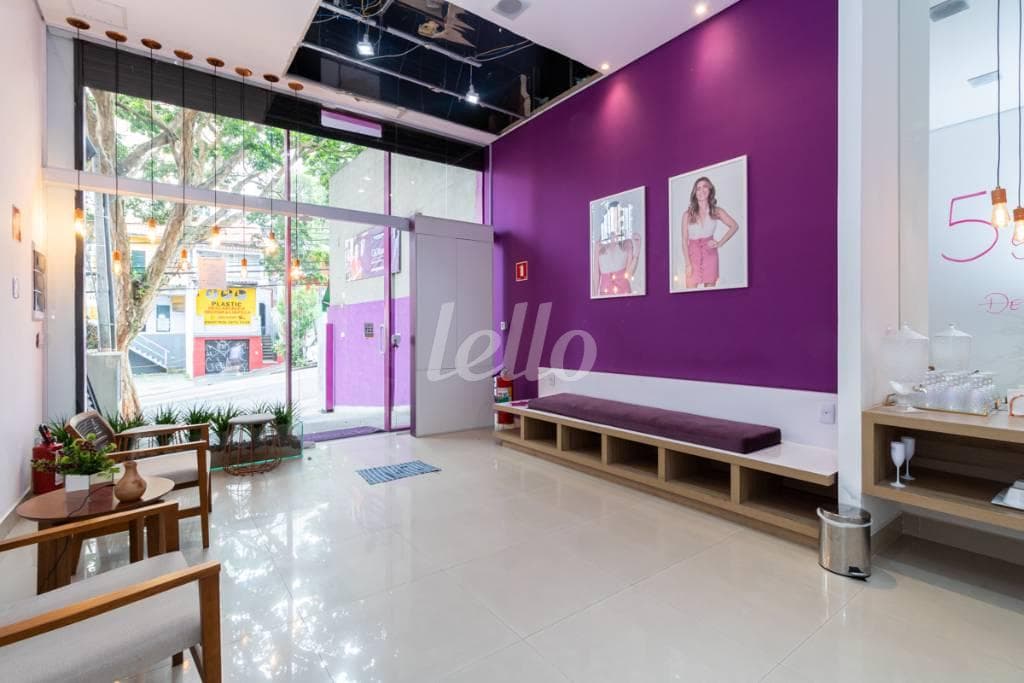 02 SALÃO de Salão com 150 m² em Perdizes - São Paulo