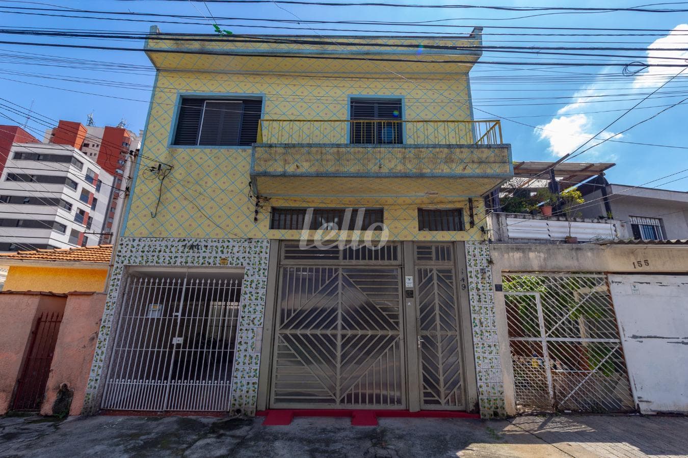 FACHADA de Casa sobrado com 260 m² em Vila Regente Feijó - São Paulo