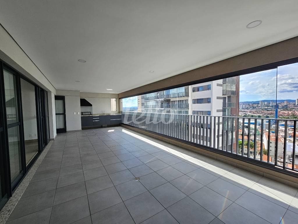 VARANDA GOURMET de Apartamento com 165 m² em Tatuapé - São Paulo