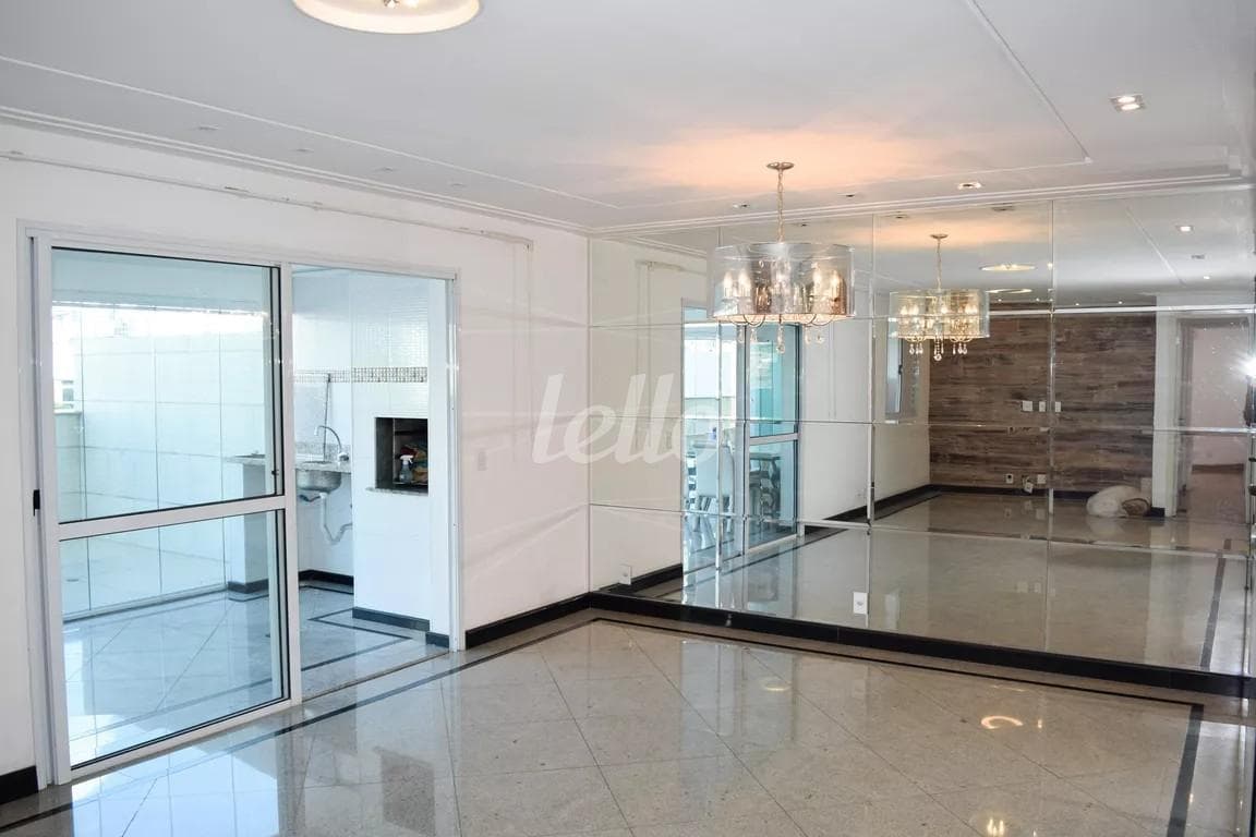 FOTO de Apartamento com 352 m² em Tatuapé - São Paulo