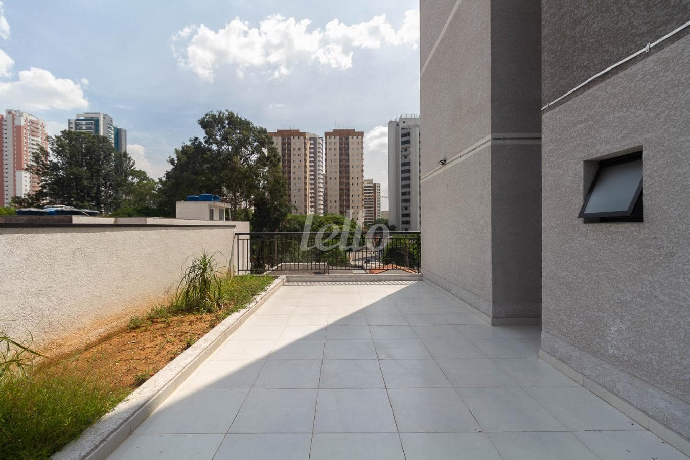 AREA CONDOMINIAL