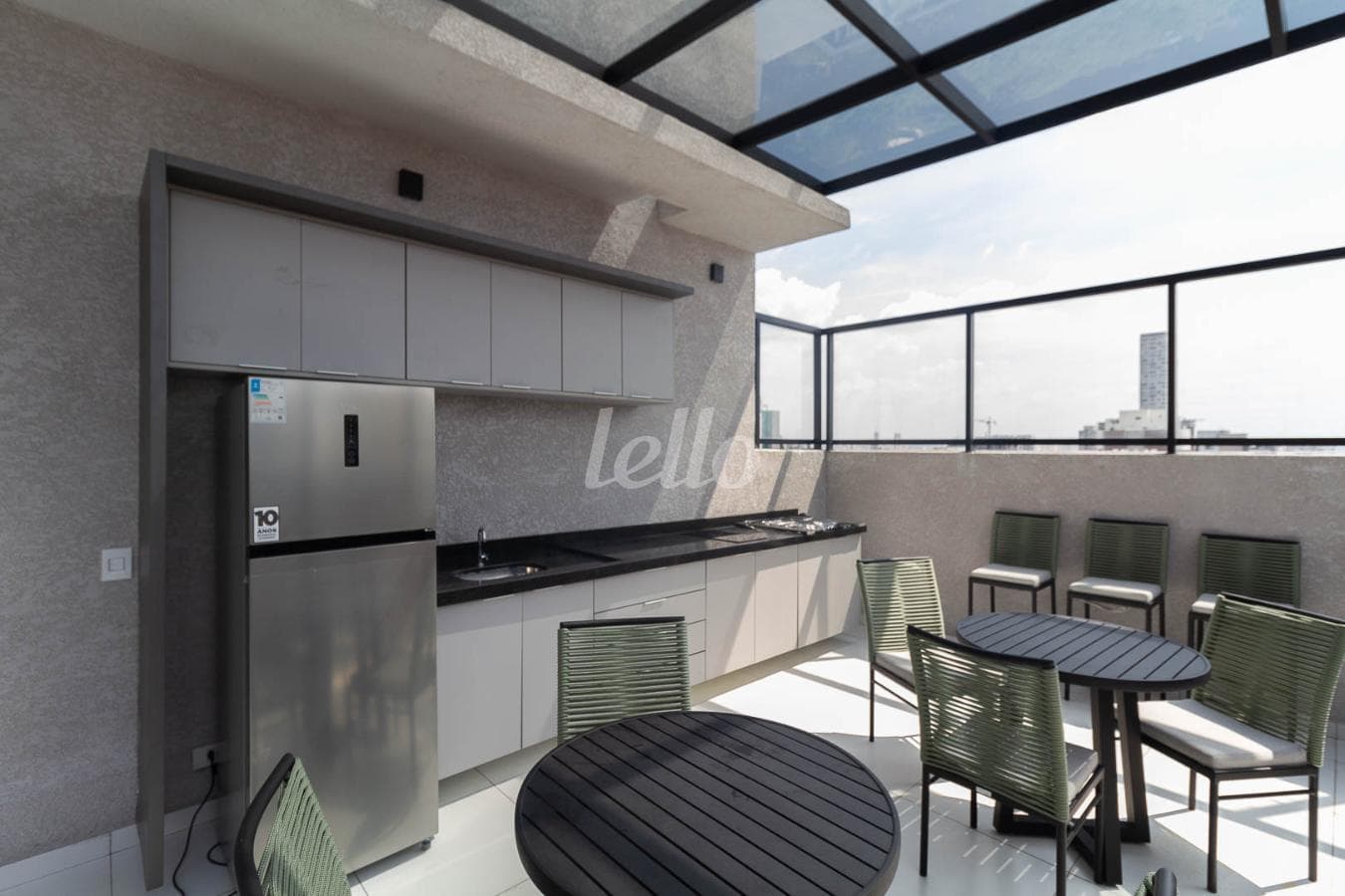 AREA CONDOMINIAL