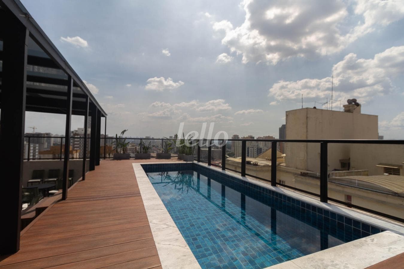 AREA CONDOMINIAL