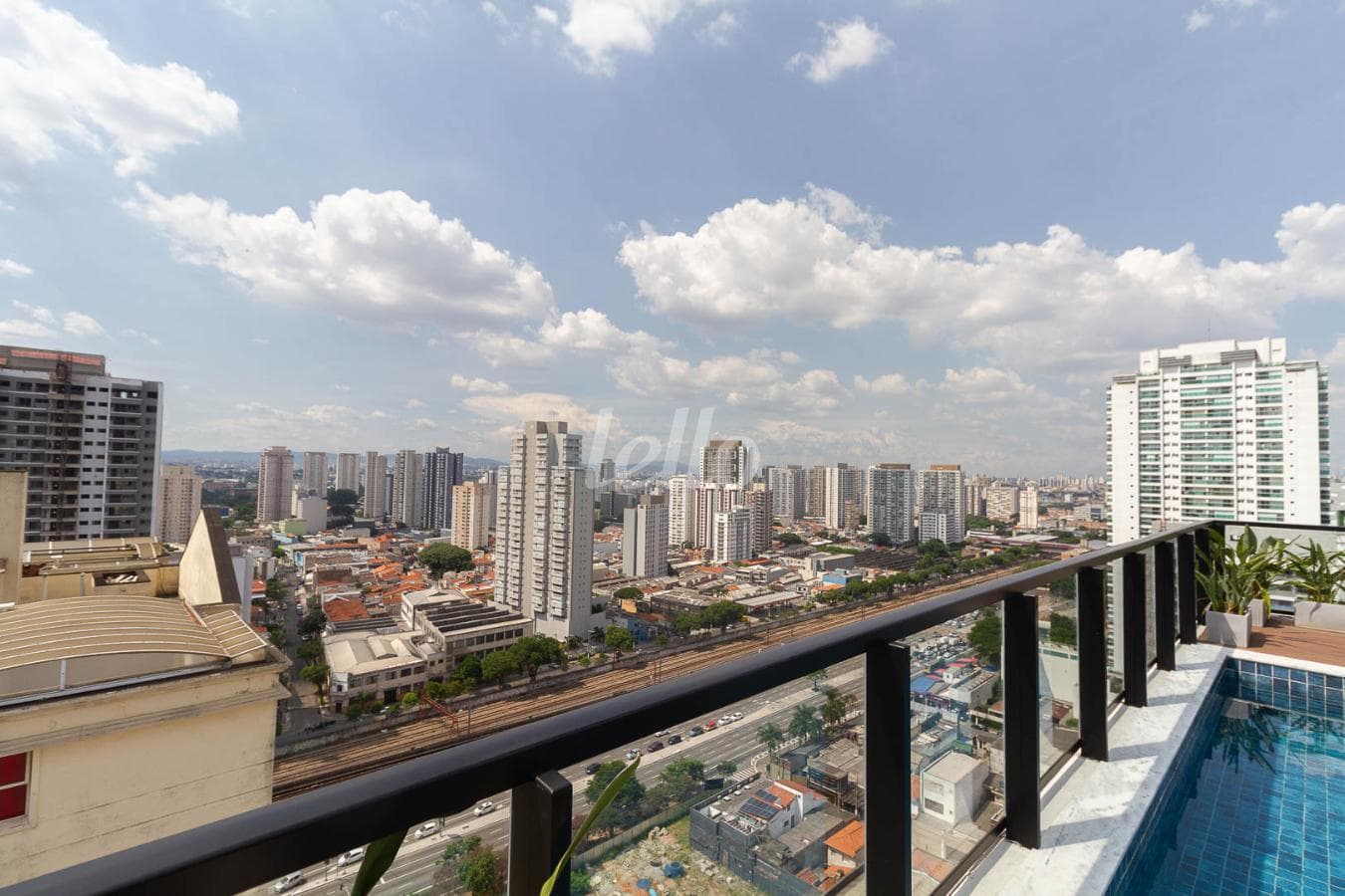AREA CONDOMINIAL