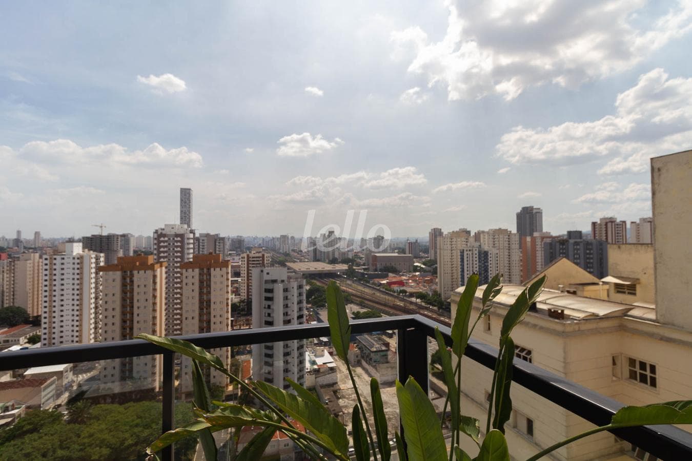 AREA CONDOMINIAL