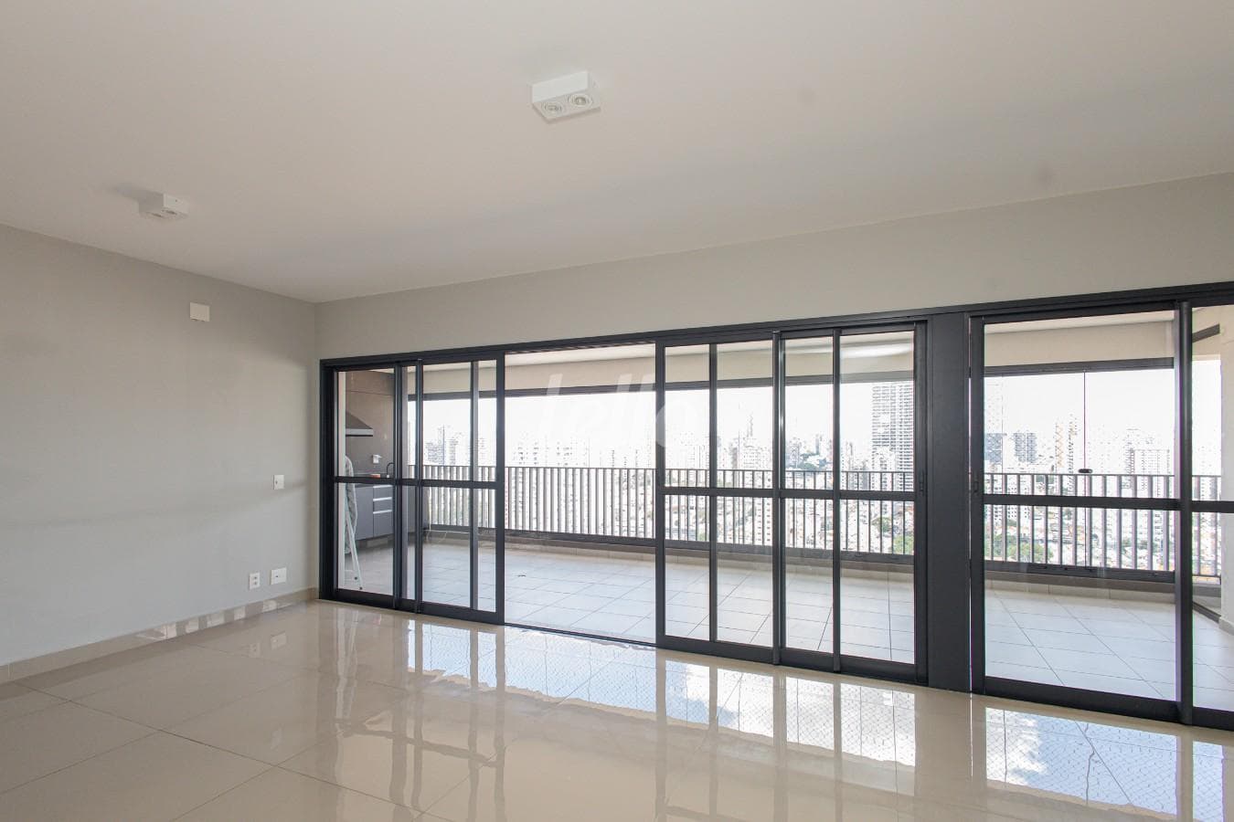 01SALA_003_DESTAQUE de Apartamento com 165 m² em Tatuapé - São Paulo