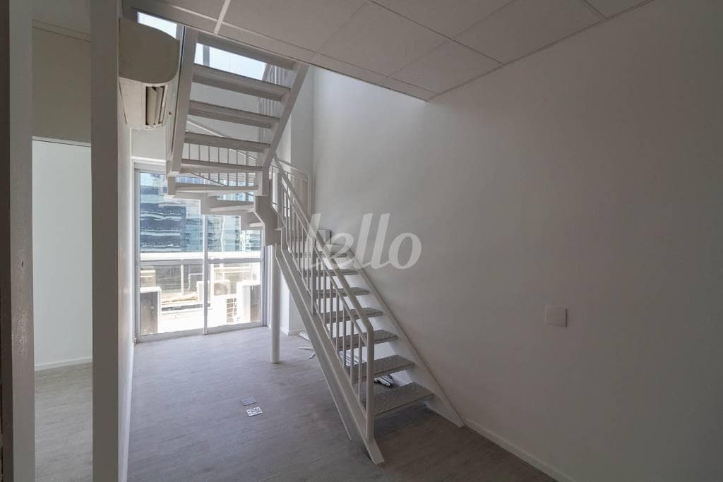SALA 1 de Sala / Conjunto Duplex com 125 m² em Vila Nova Conceição - São Paulo