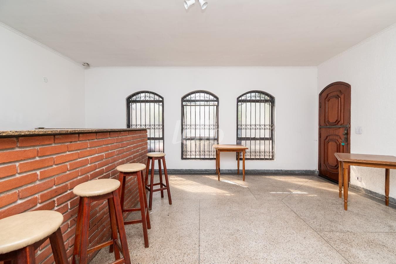 SALA de Casa sobrado com 300 m² em Maranhão - São Paulo