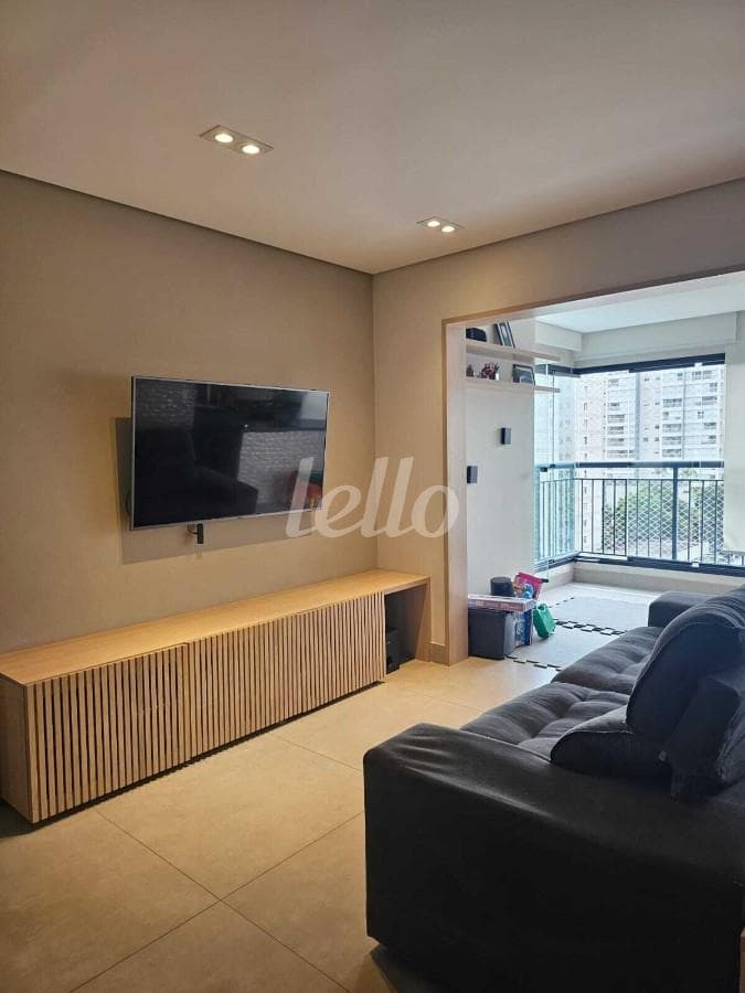 SALA  2 AMBIENTES de Apartamento com 85 m² em Parque São Jorge - São Paulo