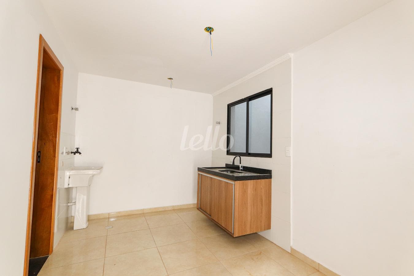 SALA de Apartamento com 30 m² em Vila Carrão - São Paulo