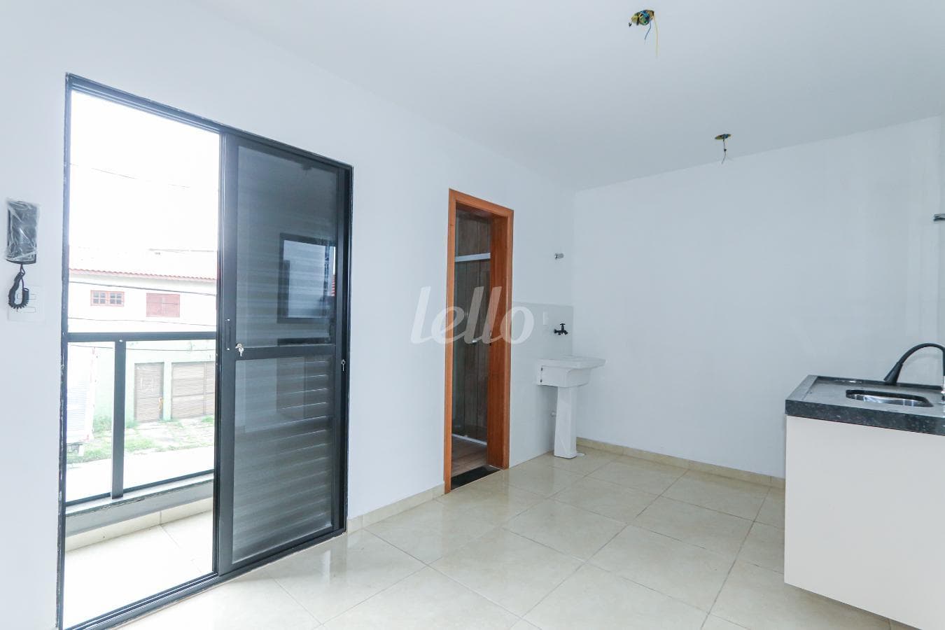 SALA de Apartamento com 35 m² em Vila Carrão - São Paulo