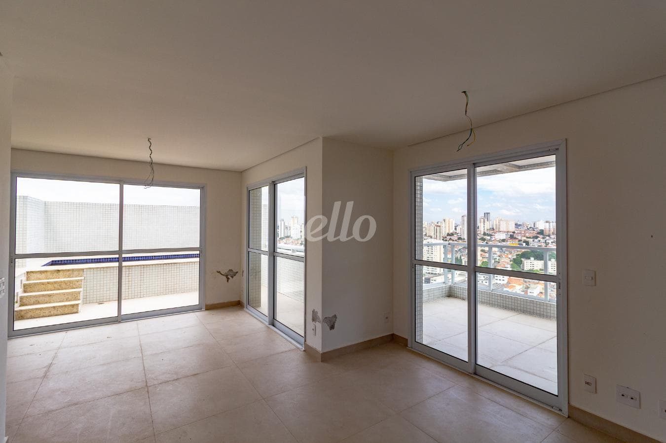 SALA de Apartamento Duplex com 126 m² em Cidade Mãe do Céu - São Paulo