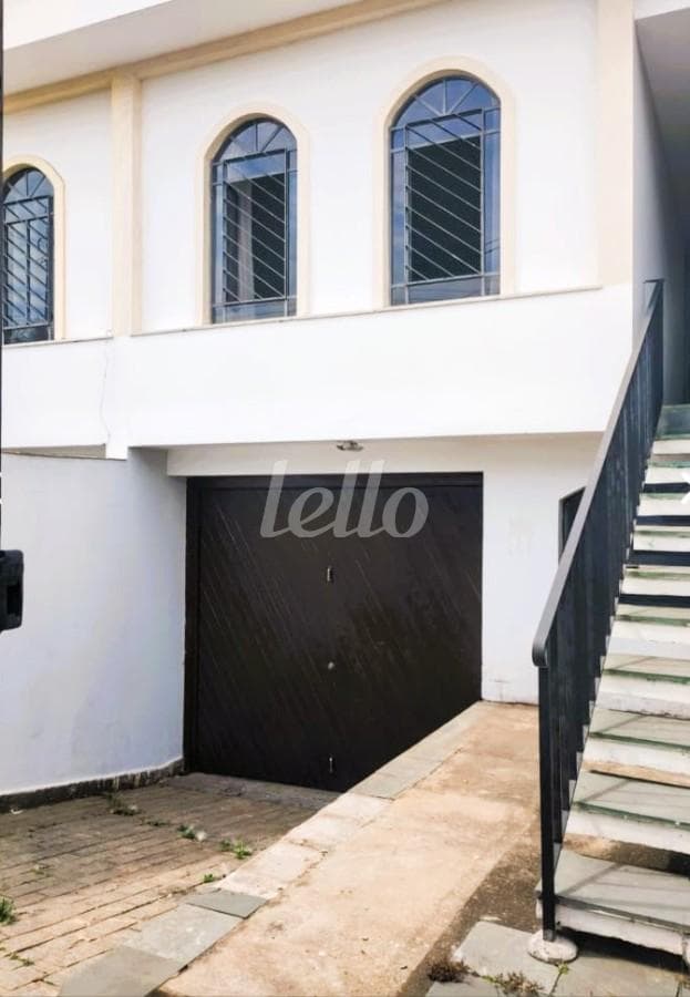 GARAGEM de Casa sobrado com 250 m² em Jardim Piqueroby - São Paulo