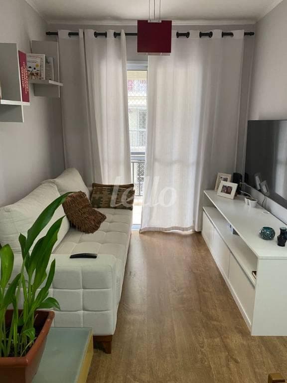 SALA DOIS AMBIENTES de Apartamento com 51 m² em Vila Bela - São Paulo