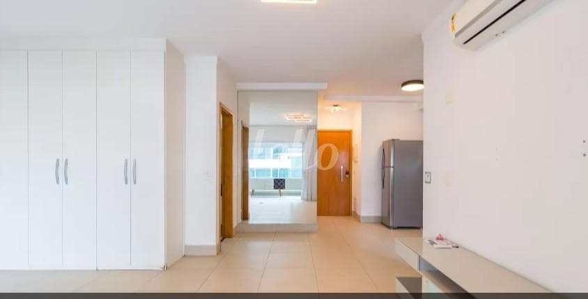 SALA _DORMITORIO de Apartamento com 55 m² em Vila Regente Feijó - São Paulo
