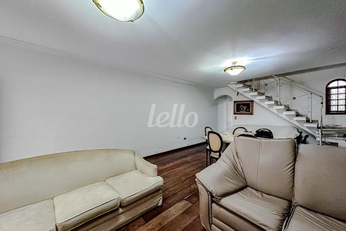 SALA de Casa sobrado com 200 m² em Vila Bertioga - São Paulo