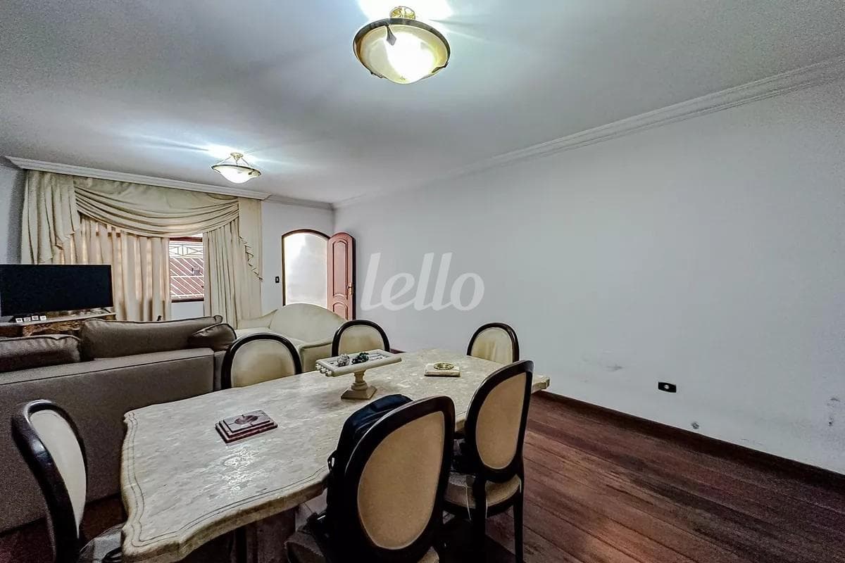 SALA de Casa sobrado com 200 m² em Vila Bertioga - São Paulo