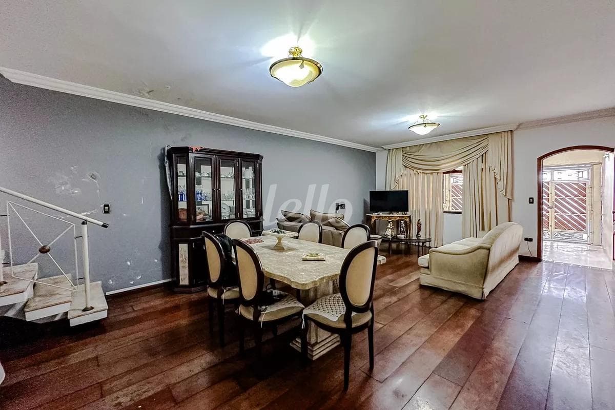 SALA de Casa sobrado com 200 m² em Vila Bertioga - São Paulo