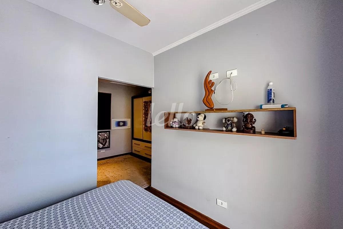 QUARTO de Casa sobrado com 200 m² em Vila Bertioga - São Paulo