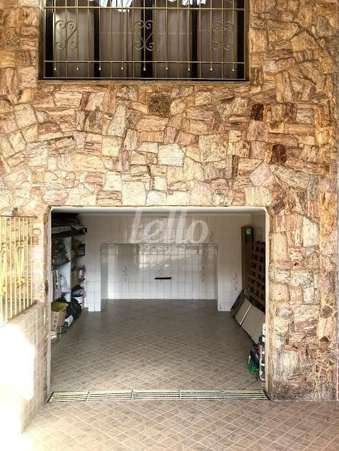 GARAGEM de Casa sobrado com 234 m² em Vila Ema - São Paulo