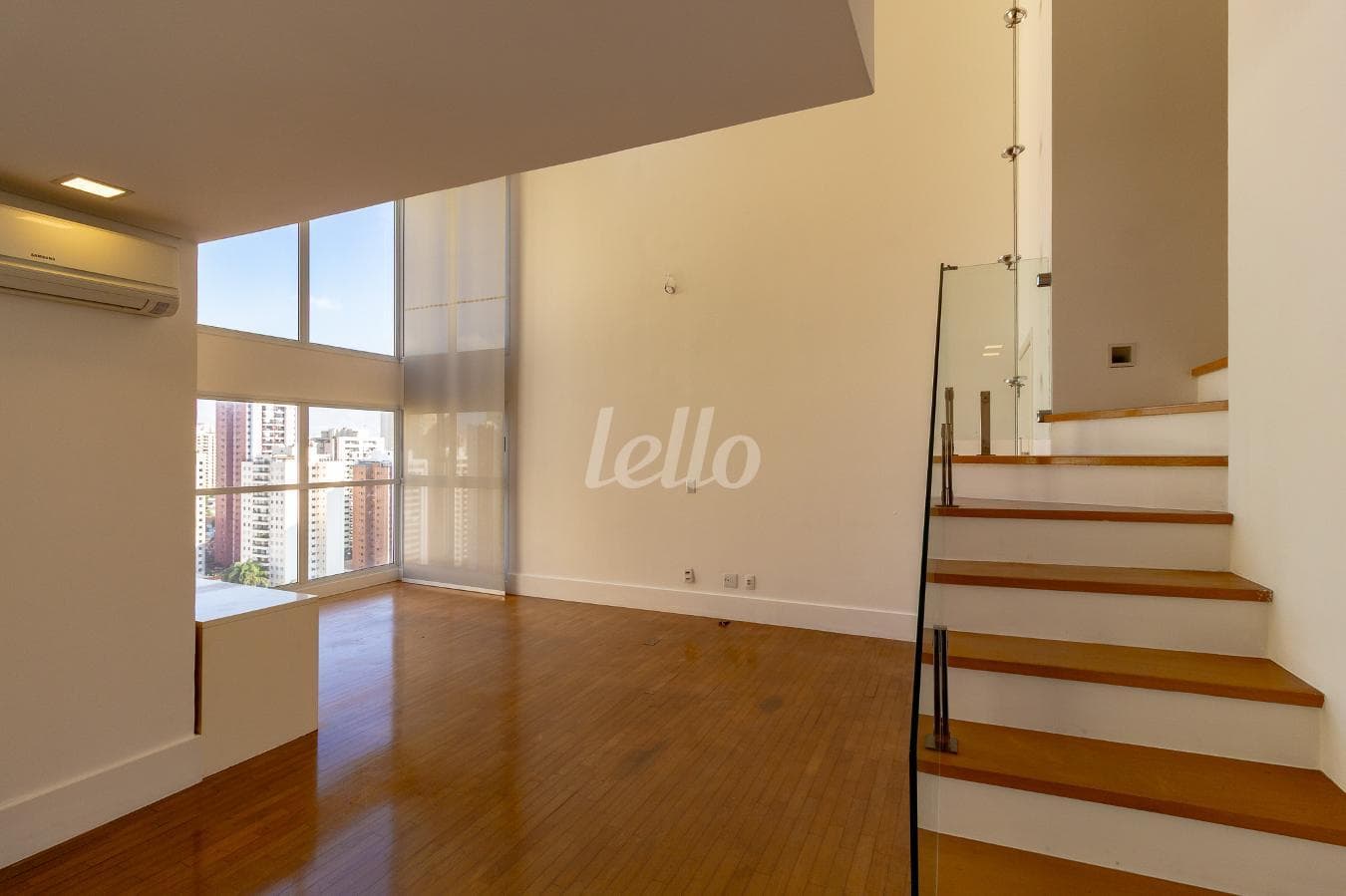 SALA de Apartamento Duplex com 173 m² em Vila Gomes Cardim - São Paulo