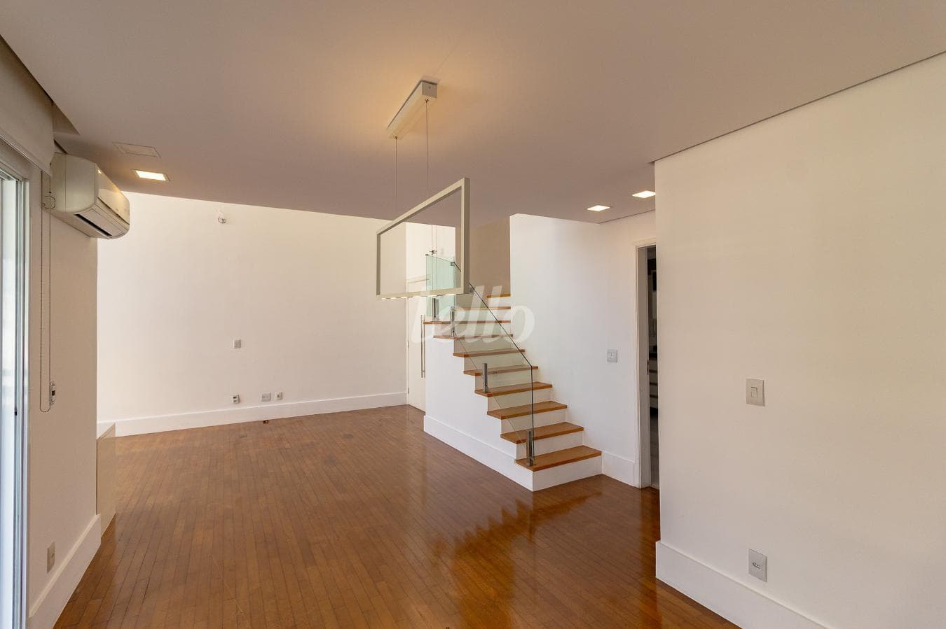 SALA de Apartamento Duplex com 173 m² em Vila Gomes Cardim - São Paulo