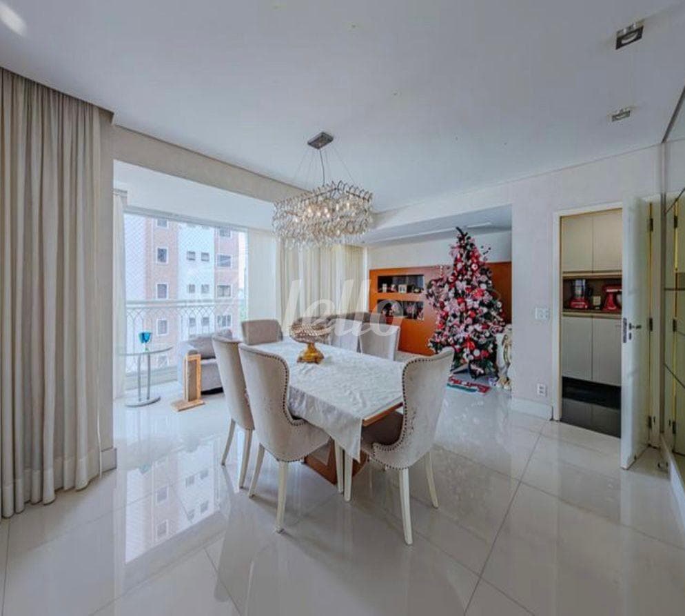 SALA/ JANTAR/ESTAR de Apartamento com 178 m² em Jardim Anália Franco - São Paulo