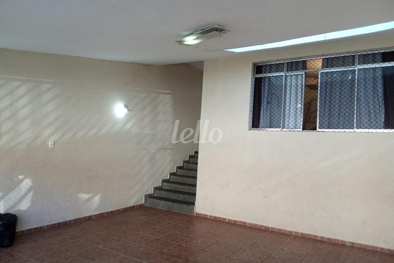 GARAGEM de Casa sobrado com 163 m² em Jardim Piqueroby - São Paulo