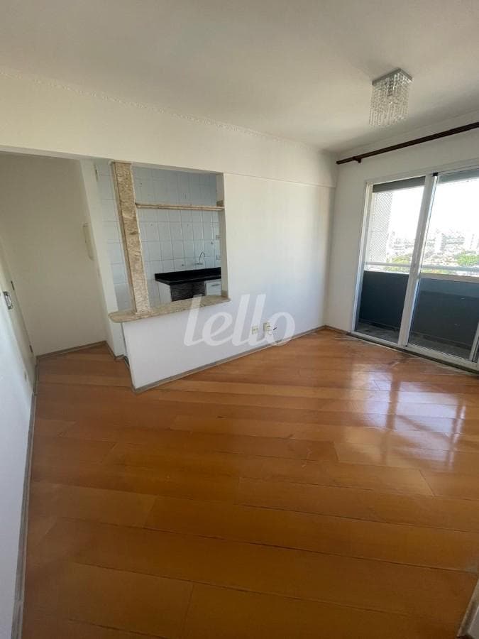 SALA COM SACADA de Apartamento com 38 m² em Tatuapé - São Paulo