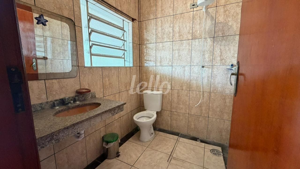 BANHEIRO de Casa sobrado com 243 m² em Vila Alpina - São Paulo