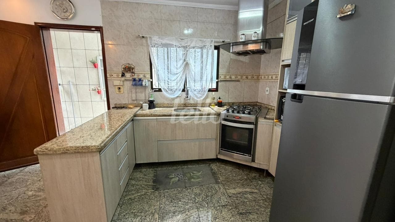 COZINHA de Casa sobrado com 243 m² em Vila Alpina - São Paulo