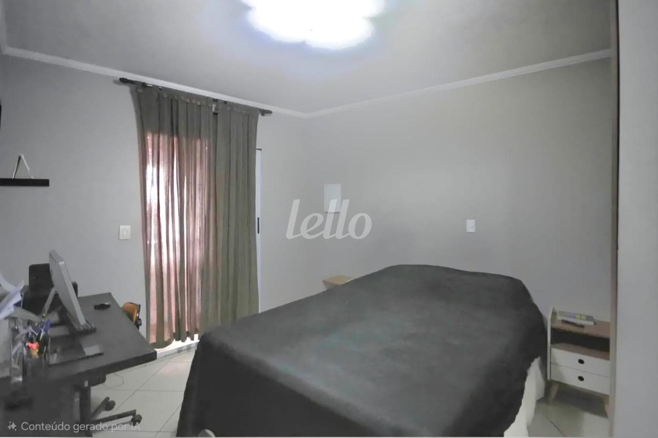 DORMITÓRIO de Casa sobrado com 110 m² em Vila Bela - São Paulo