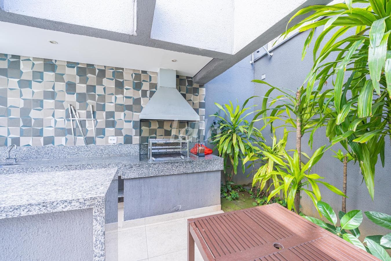 AREA CONDOMINIAL