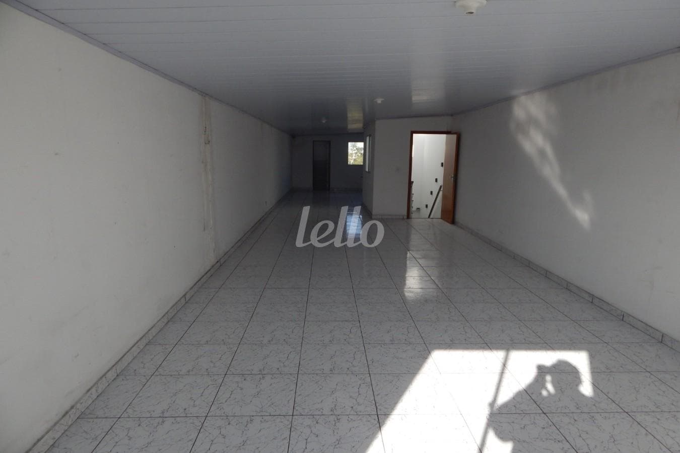 GARAGEM de Casa sobrado com 300 m² em Vila Granada - São Paulo
