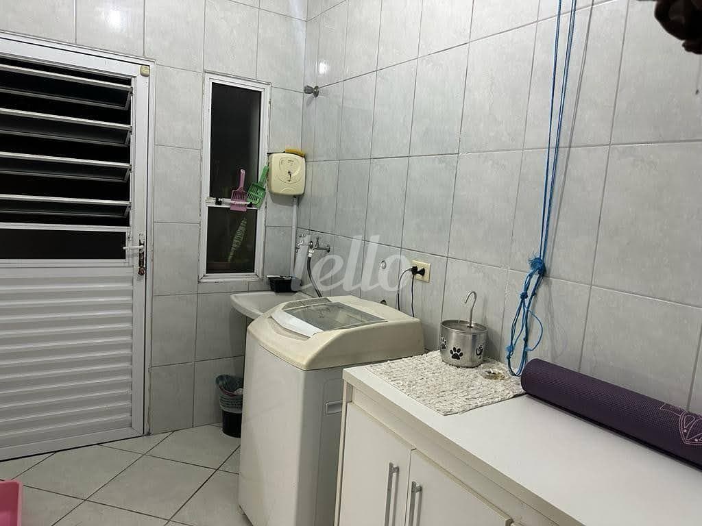 LAVANDERIA de Casa sobrado com 136 m² em Vila Santa Isabel - São Paulo