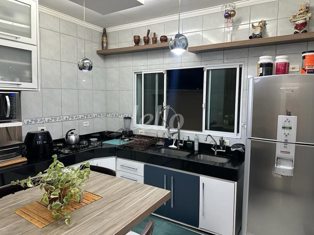 SALA de Casa sobrado com 136 m² em Vila Santa Isabel - São Paulo