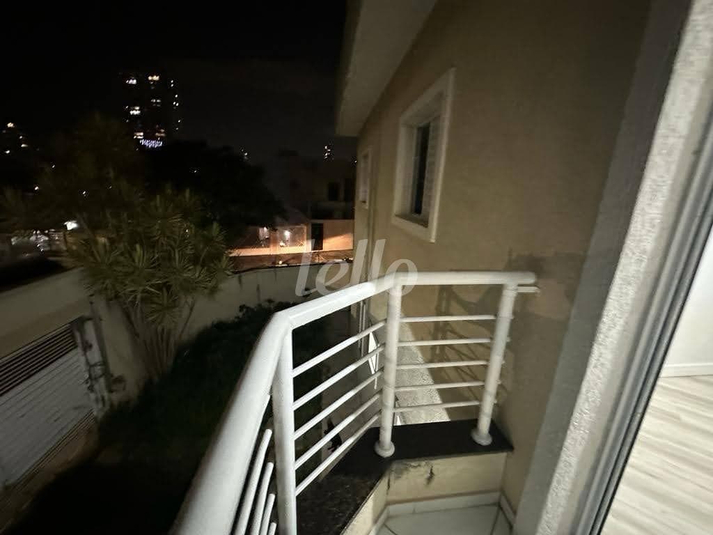 SACADA de Casa sobrado com 136 m² em Vila Santa Isabel - São Paulo