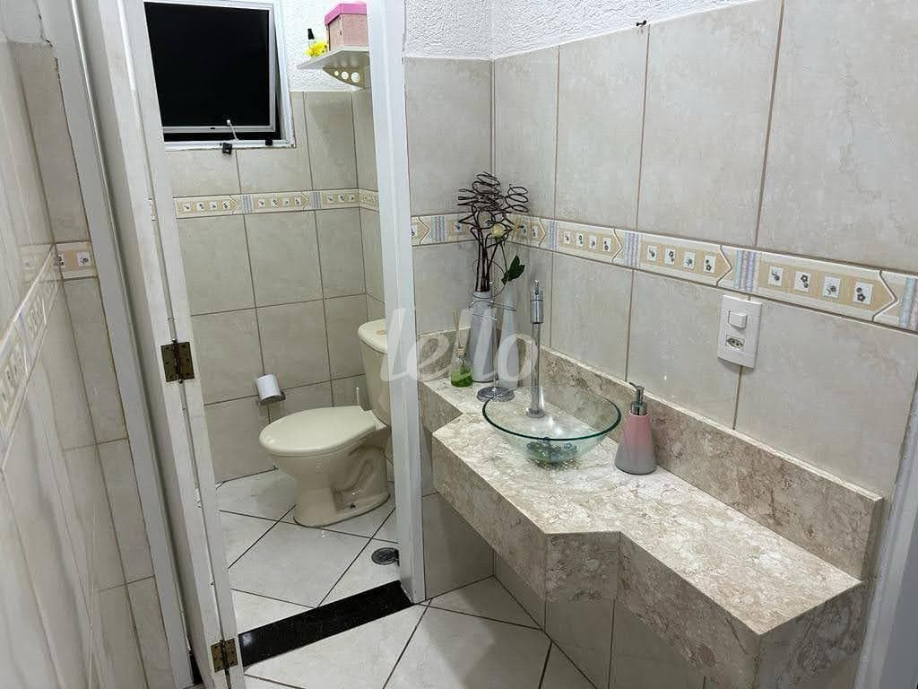 LAVABO de Casa sobrado com 136 m² em Vila Santa Isabel - São Paulo