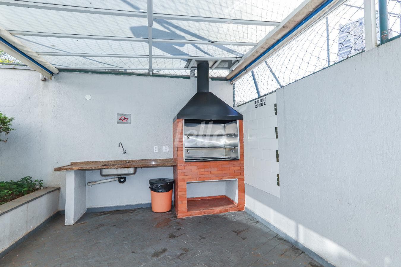 AREA CONDOMINIAL