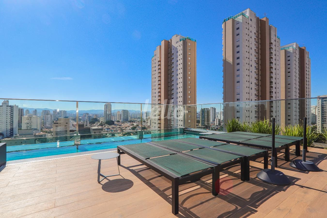 AREA CONDOMINIAL
