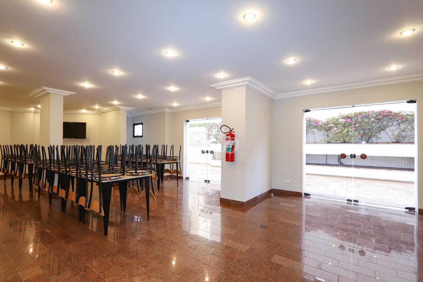 AREA CONDOMINIAL