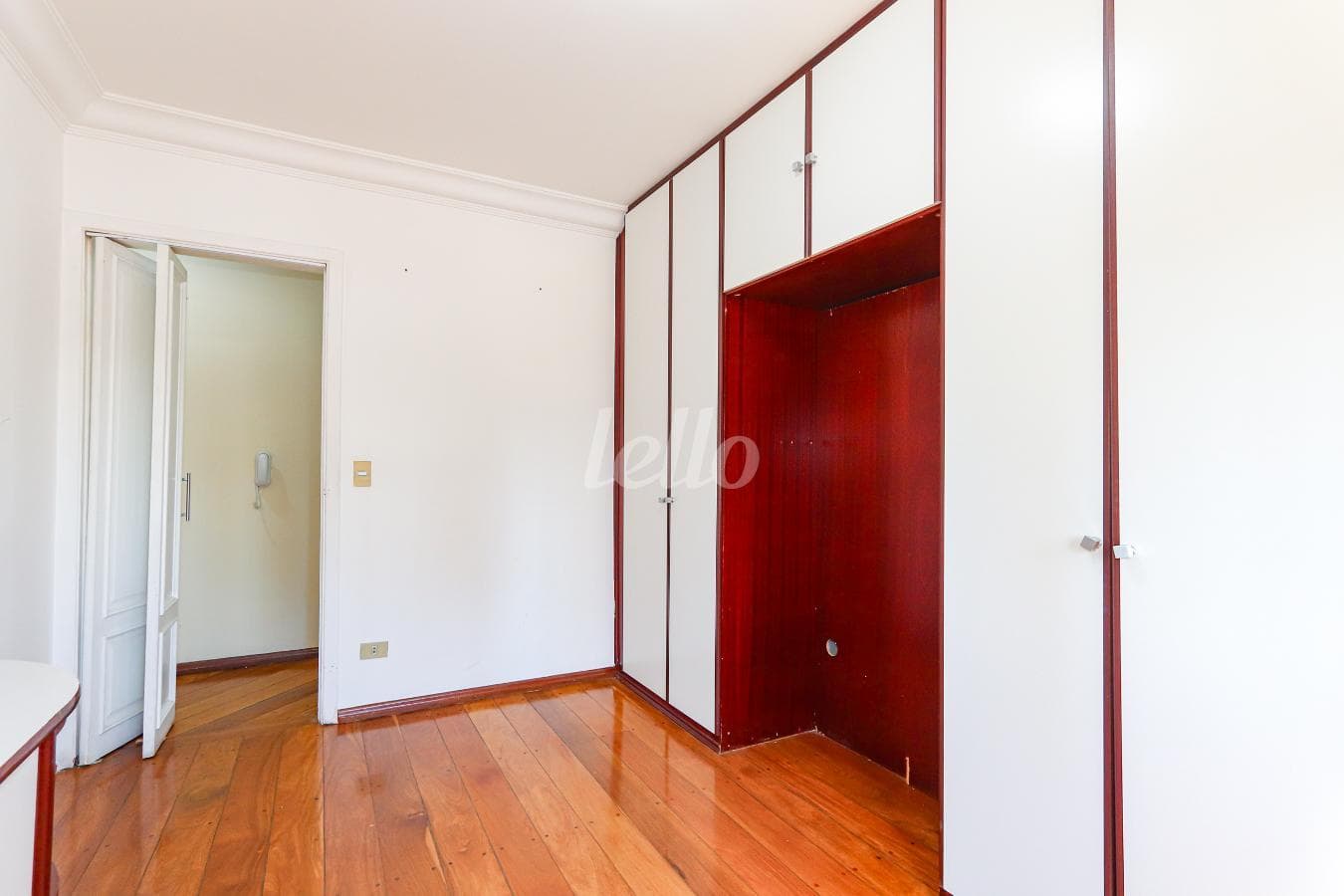 DORMITORIO de Apartamento com 210 m² em Vila Regente Feijó - São Paulo