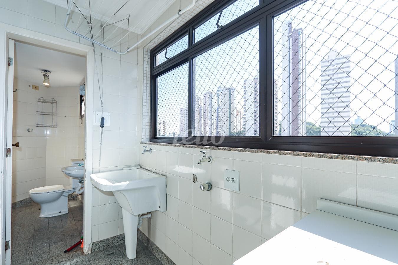 AREA DE SERVICO de Apartamento com 210 m² em Vila Regente Feijó - São Paulo
