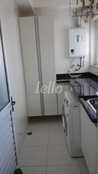 ÁREA DE SERVIÇO de Apartamento com 122 m² em Lauzane Paulista - São Paulo
