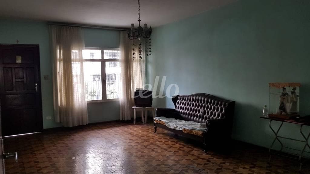 SALA ESTAR E JANTAR de Casa sobrado com 298 m² em Água Fria - São Paulo