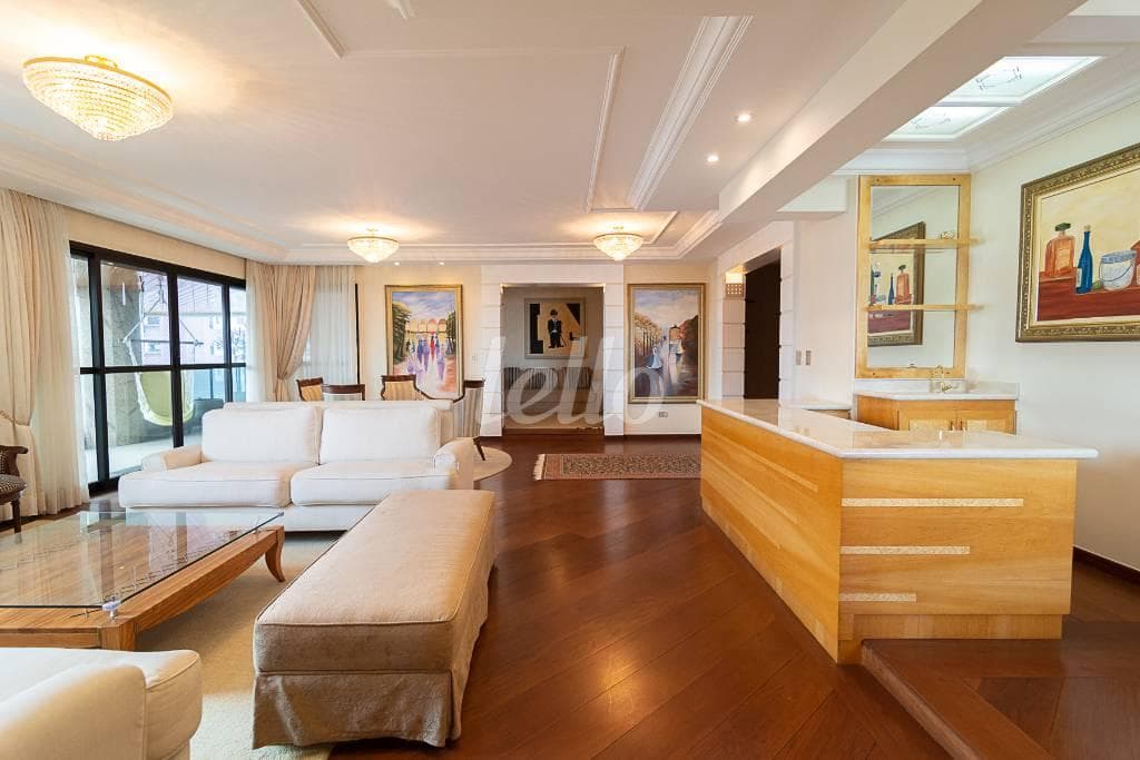 SALA de Apartamento com 375 m² em Jardim Anália Franco - São Paulo