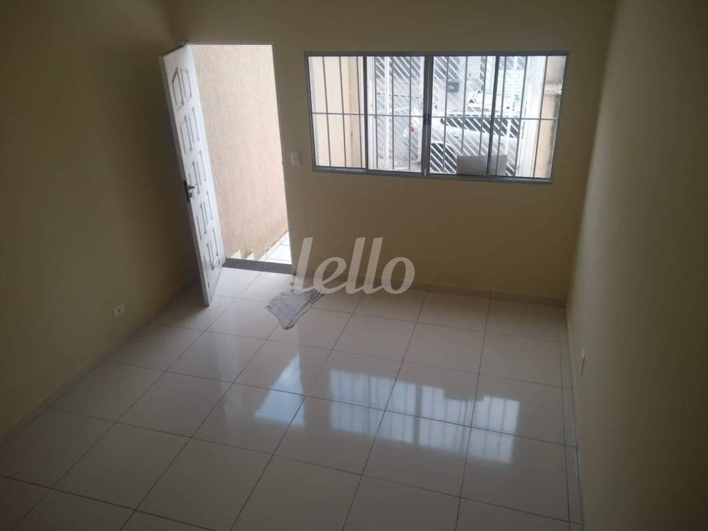 SALA de Casa sobrado com 90 m² em Jardim Piqueroby - São Paulo