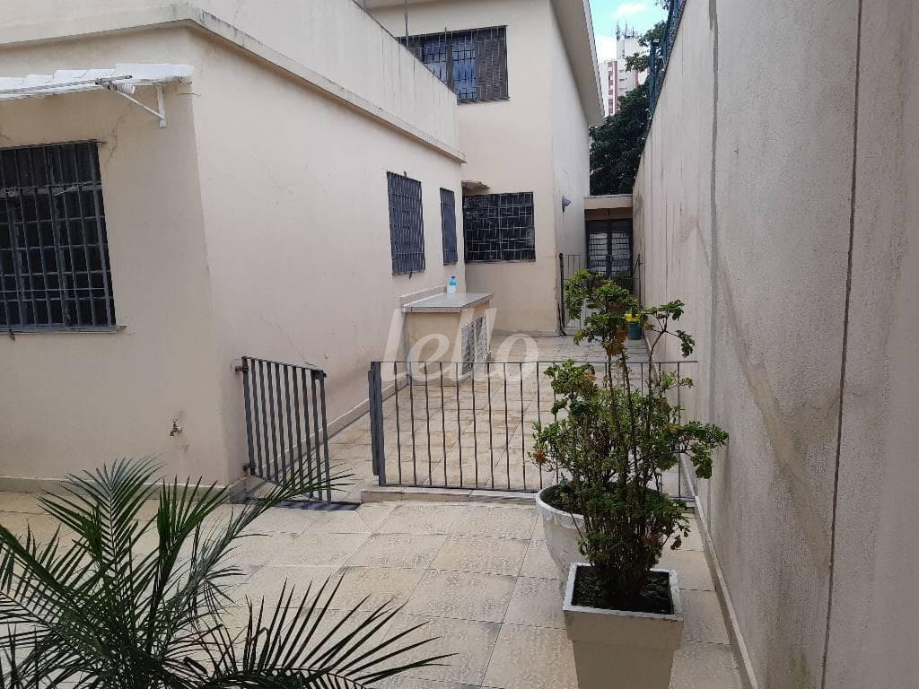 QUINTAL de Casa sobrado com 138 m² em Tatuapé - São Paulo