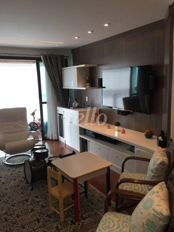 SALA DOIS AMBIENTES de Apartamento com 179 m² em Tatuapé - São Paulo
