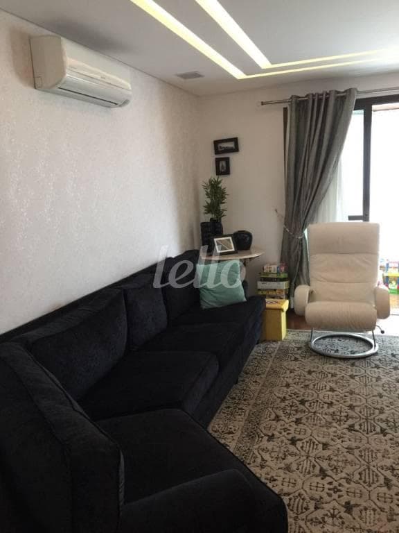 SALA DOIS AMBIENTES de Apartamento com 179 m² em Tatuapé - São Paulo